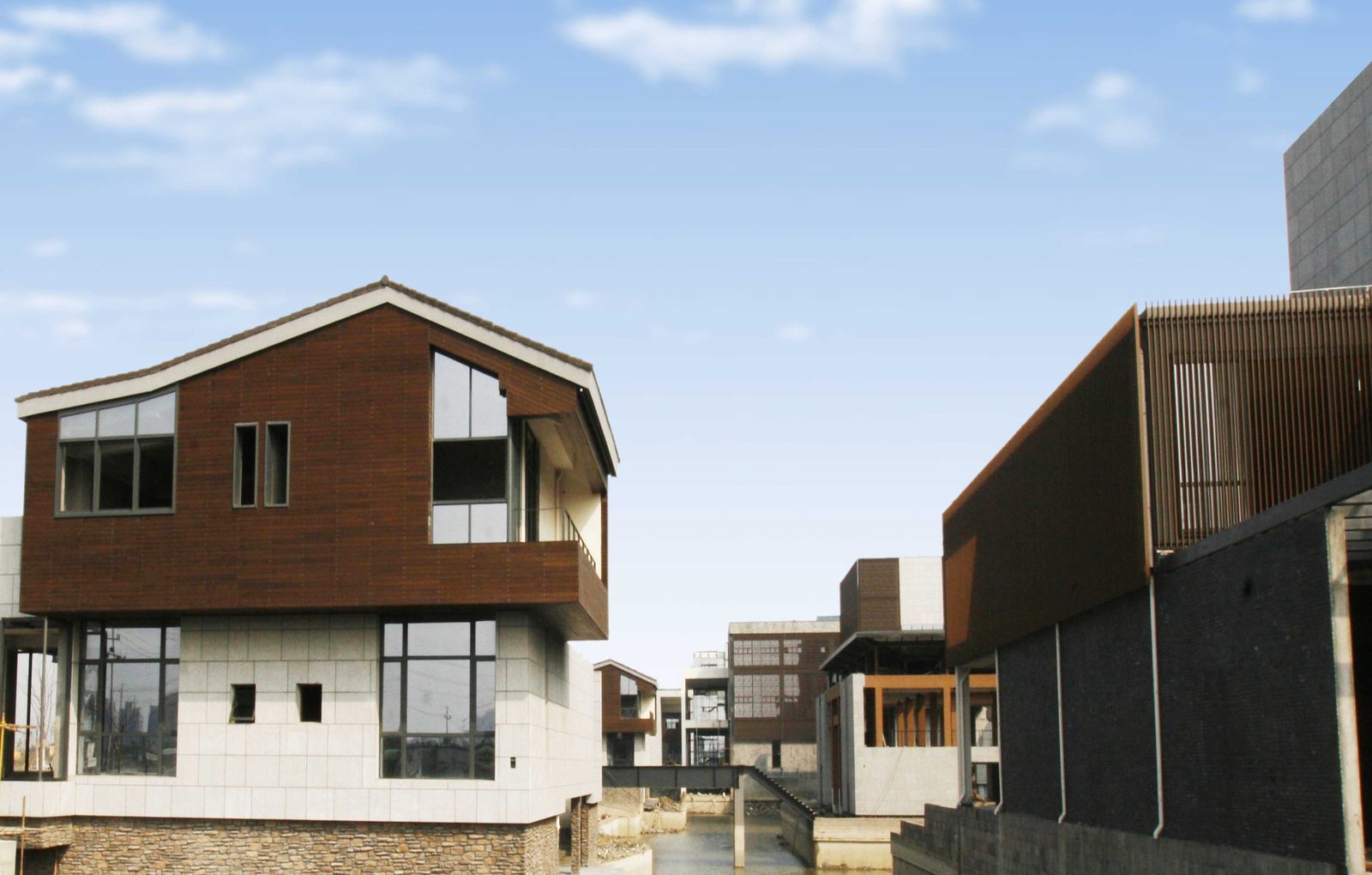 XTR Cladding — view 3