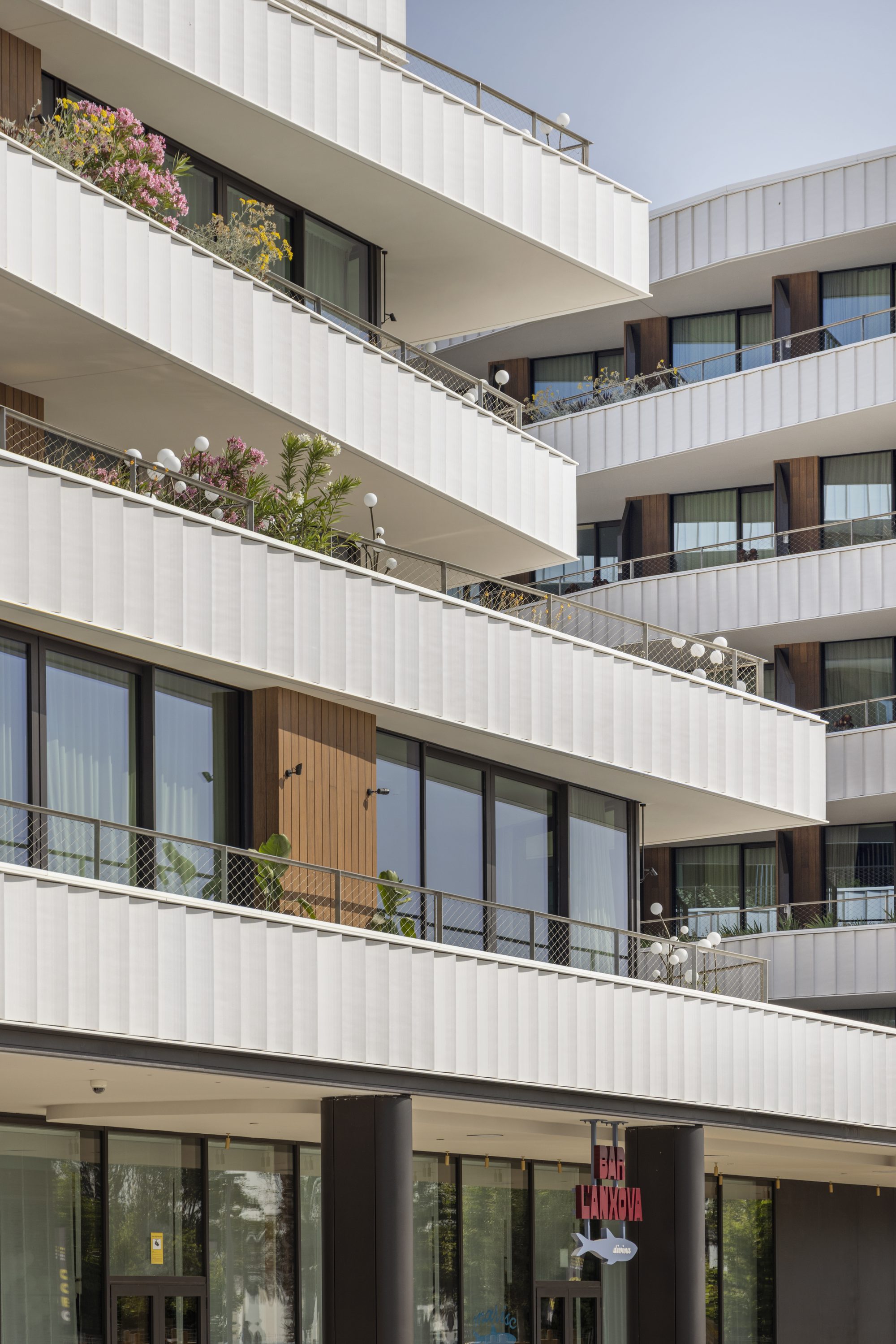 Hotel Forum — 2