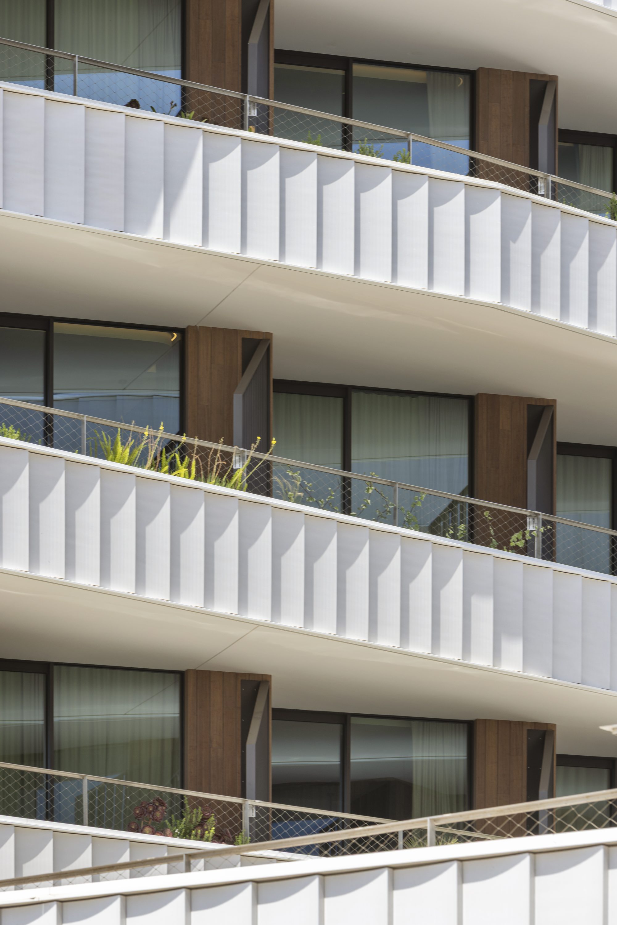 Hotel Forum — 6